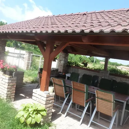 Guest house Rendezvous *
